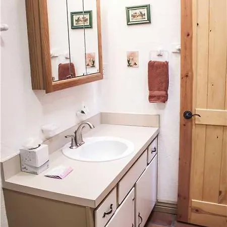 Apartment Artist Rd. #2 Two-bedroom Santa Fe