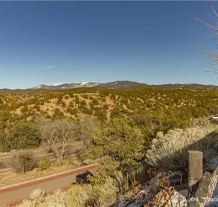 Artist Rd. #2 Two-bedroom Apartment Santa Fe