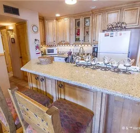 Apartment Artist Rd. #2 Two-bedroom